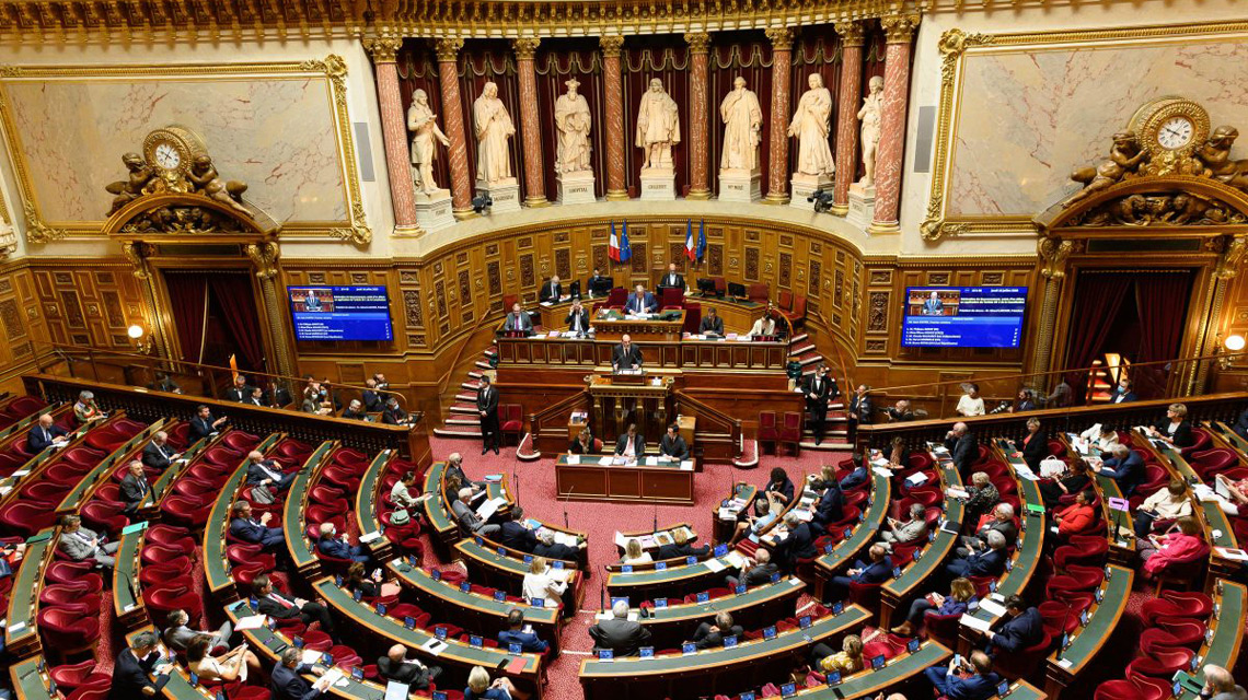 Fransa’da Senato "ayrılıkçı" yasa tasarısını onayladı