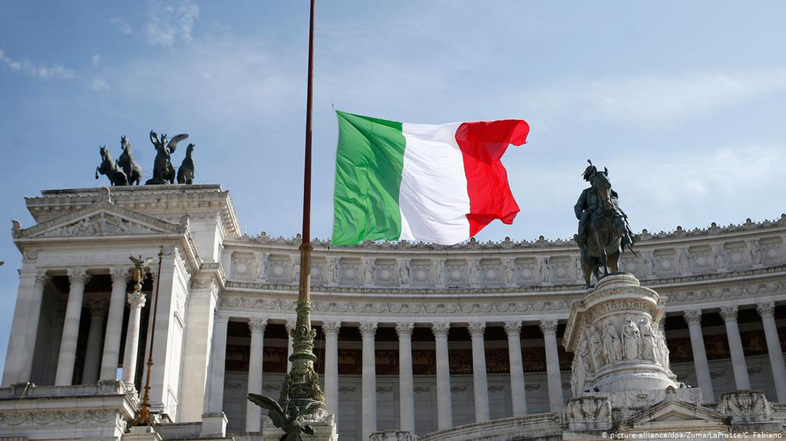 İtalya'da hükümet ve Vatikan karşı karşıya