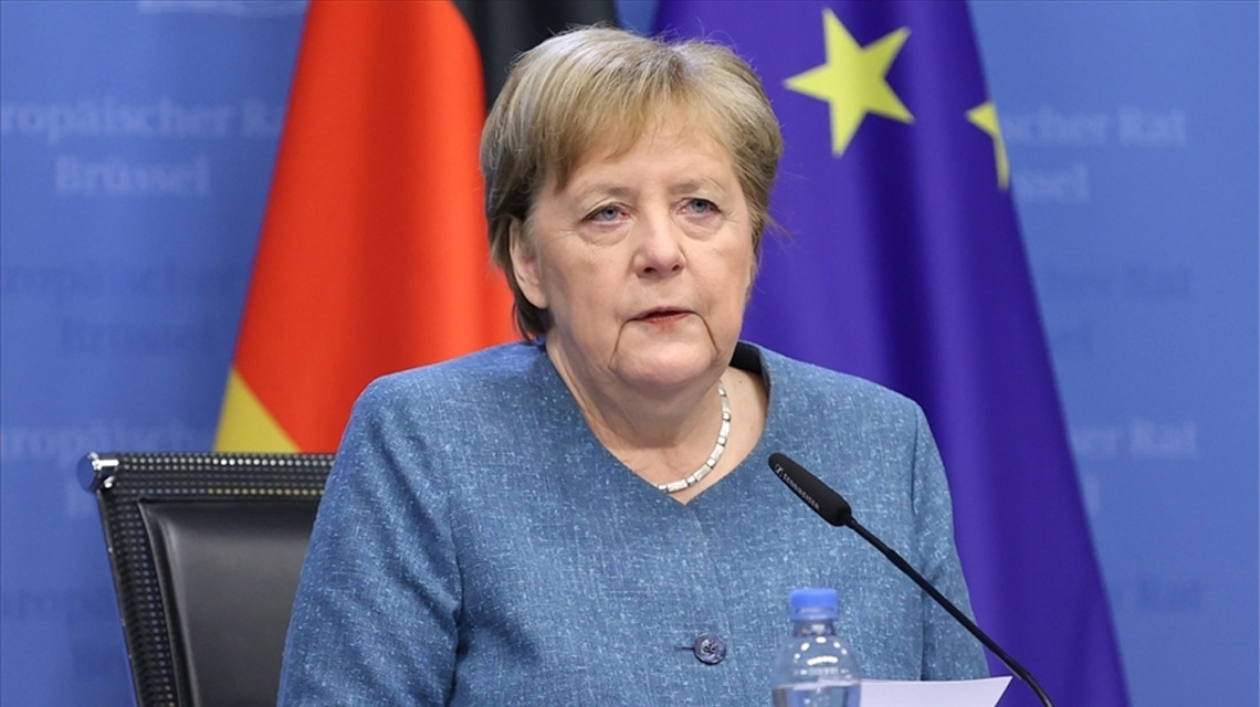 Merkel'den AB’ye bölünme uyarısı