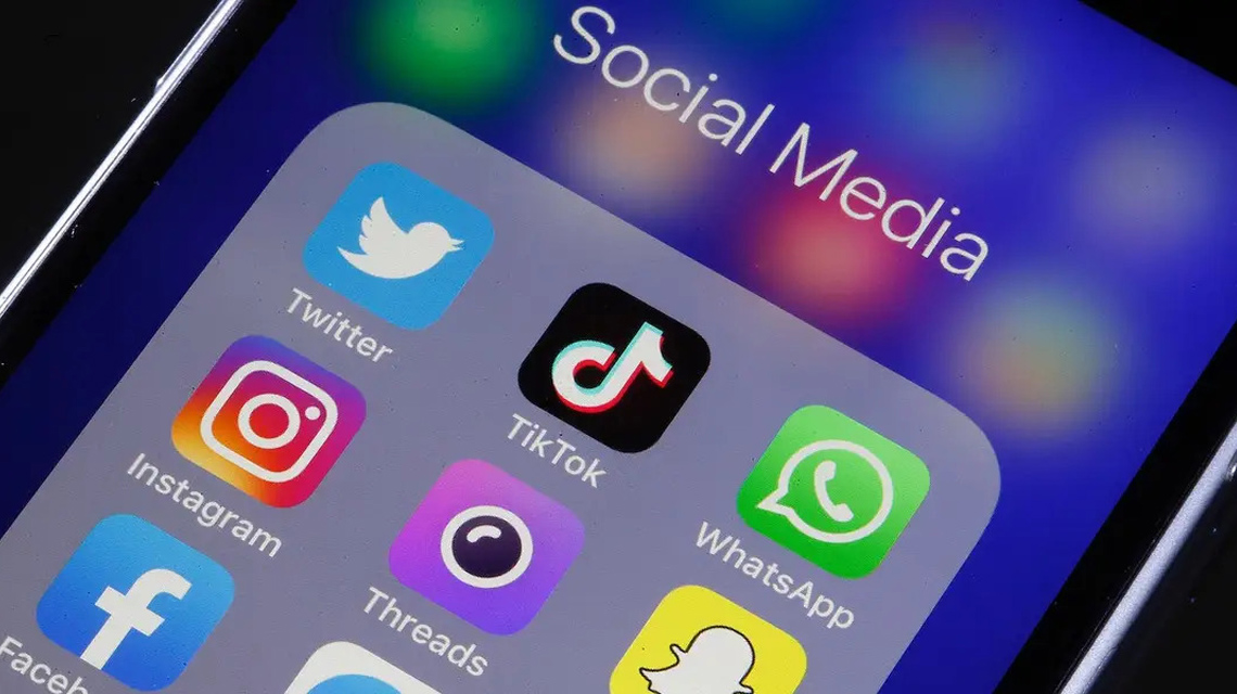 AK Parti'de sosyal medya için düzenleme hazırlığı