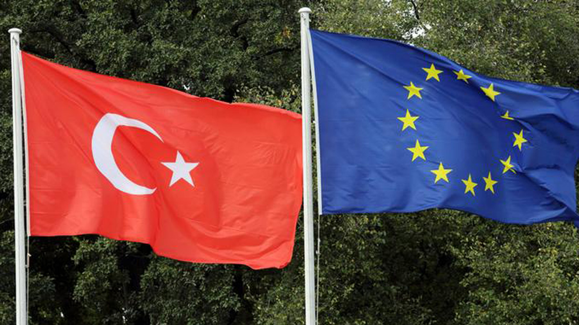 AB-Türkiye ilişkileri: "Müzakereler durma noktasında"