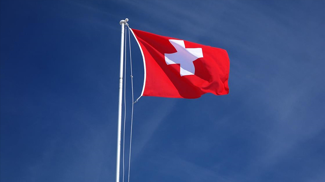 İsviçre'de peçe yasağı referandumda
