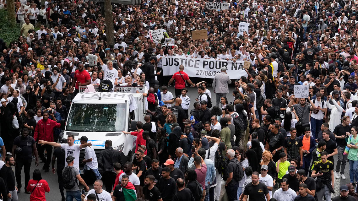 Fransa'da Polis, Kanun ve Nizamı Sağlıyor mu?